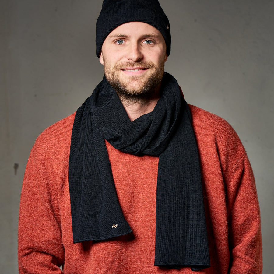 Merino Beanie & Schal Set in schwarz