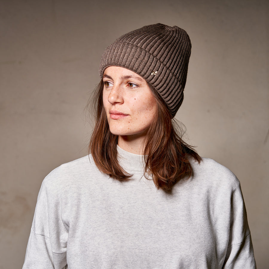 Merino Strickmütze in taupe